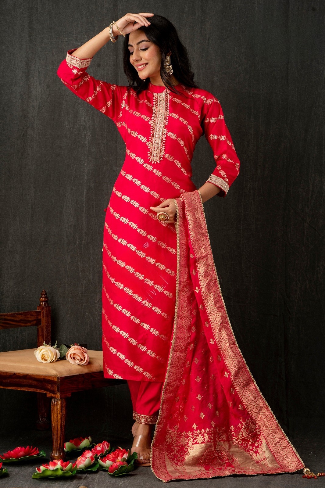 Reyon kurti with jari work pent and dupatta