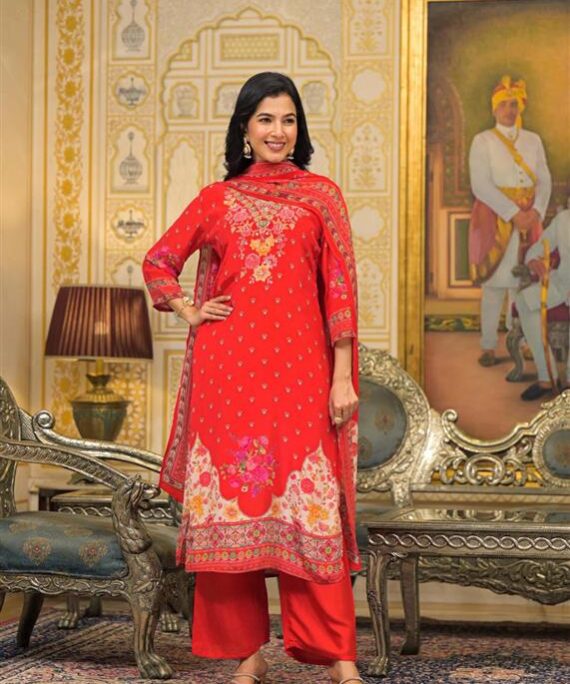 Pure Printed Crepe Silk Kurti with Pent and Silk Dupatta