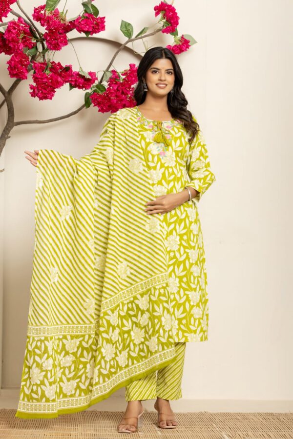 Cotton printed kurti with pent and dupatta